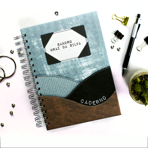Caderno Personalizado Grande 96fls Offset 75gr 20x30  Fosco ou Brilho  Miolo interno colorido 96 folhas